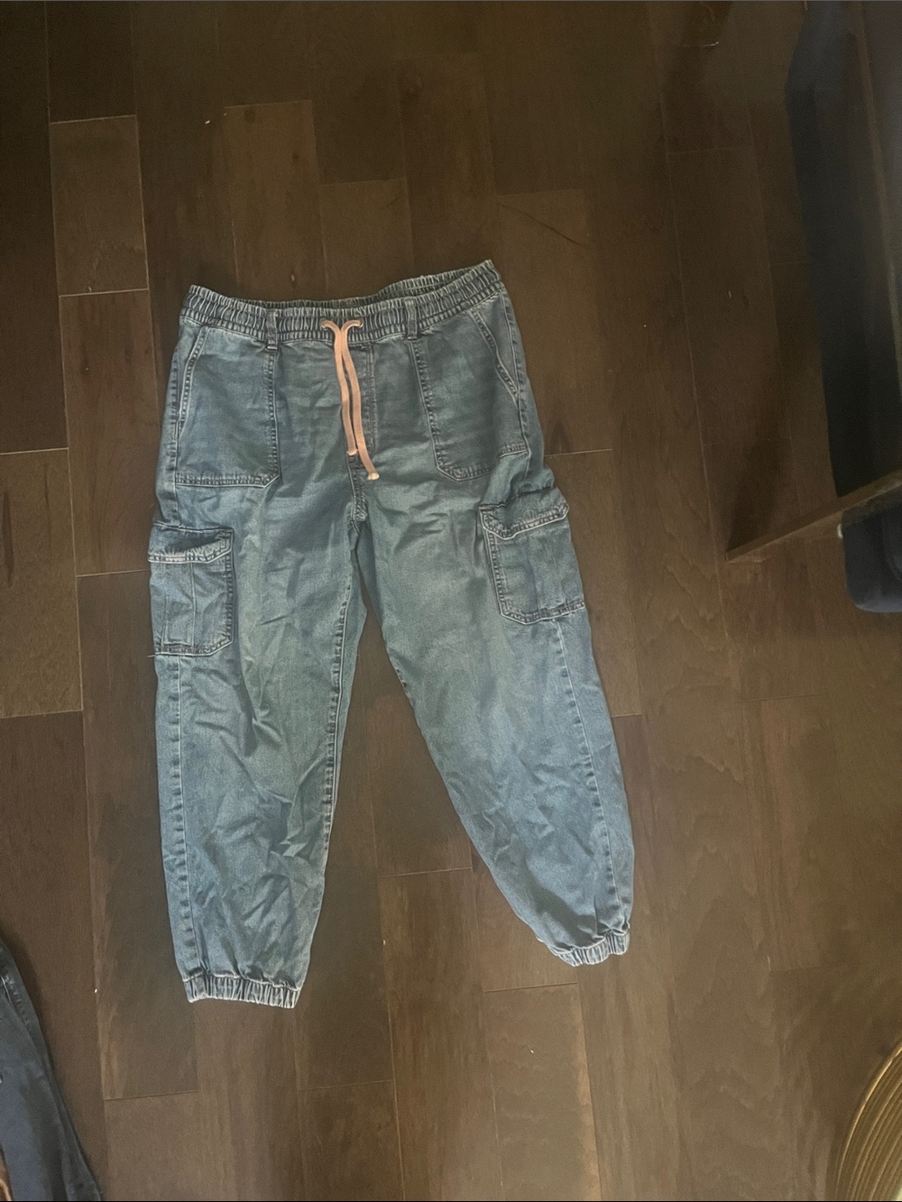American Eagle Light Denim Cargo Joggers with Peach Drawstring